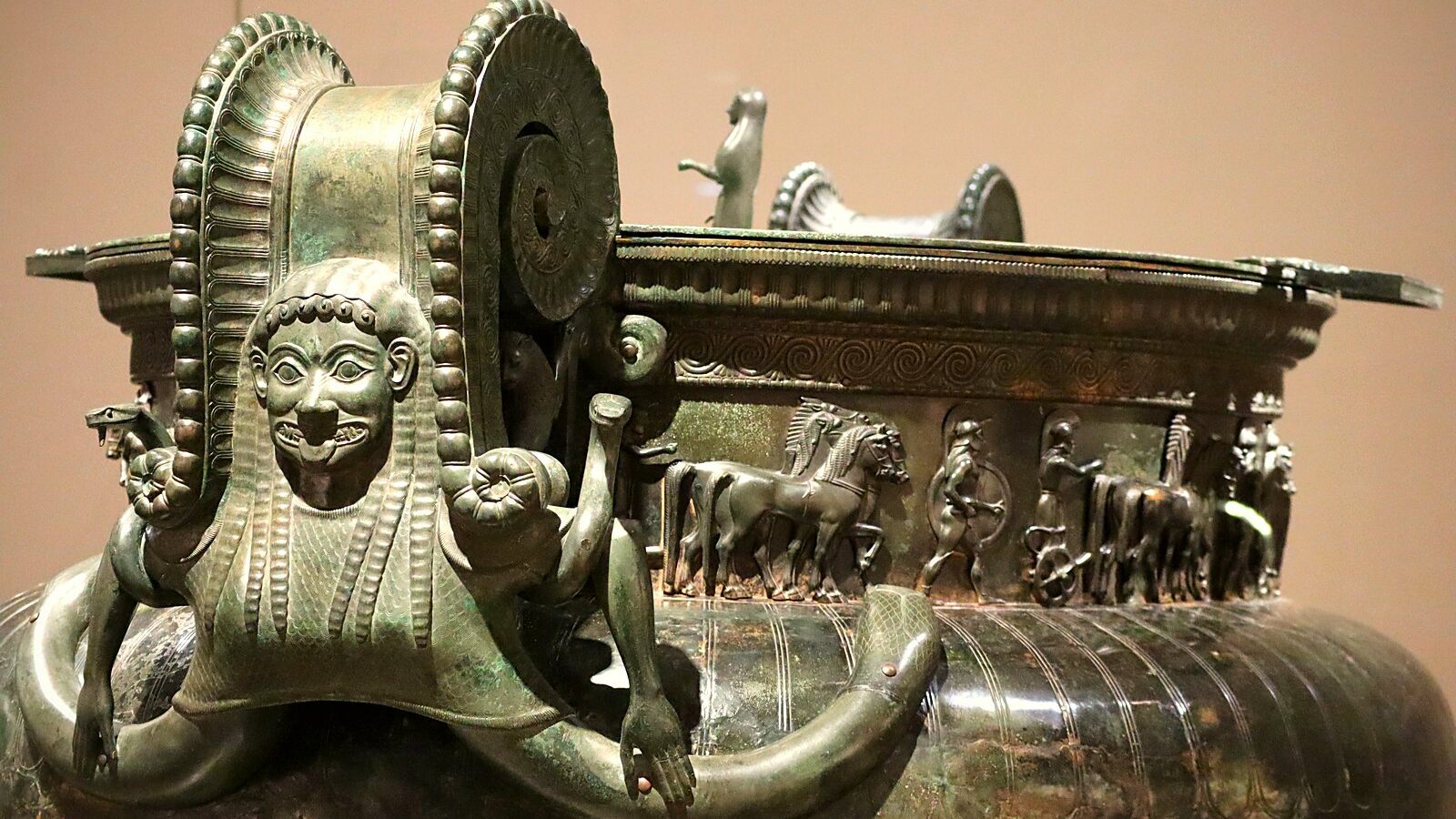 Le cratère de Vix, exposé au musée du Pays châtillonnais