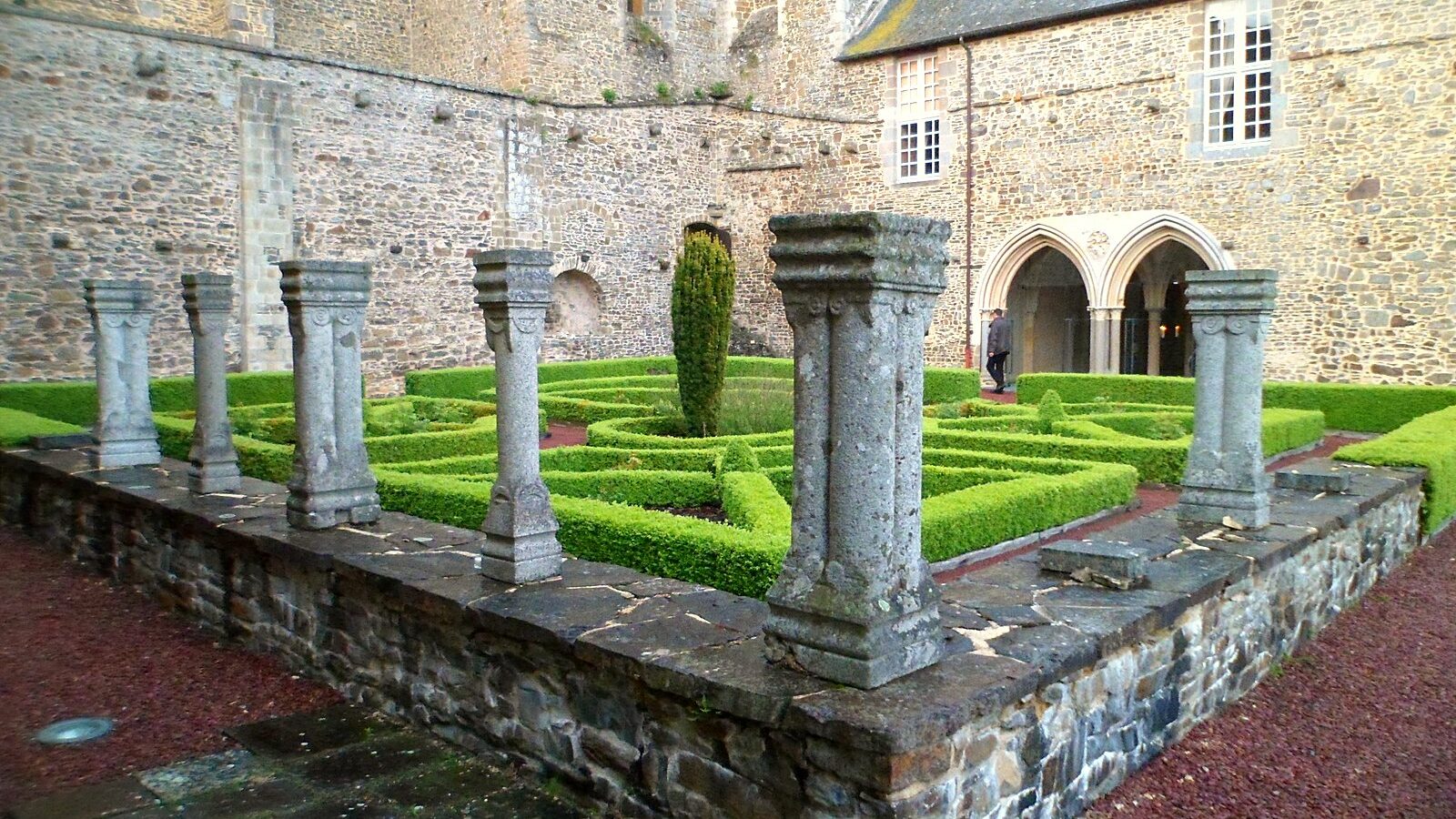 Les ruines de l'abbaye de Hambye, dans la Manche