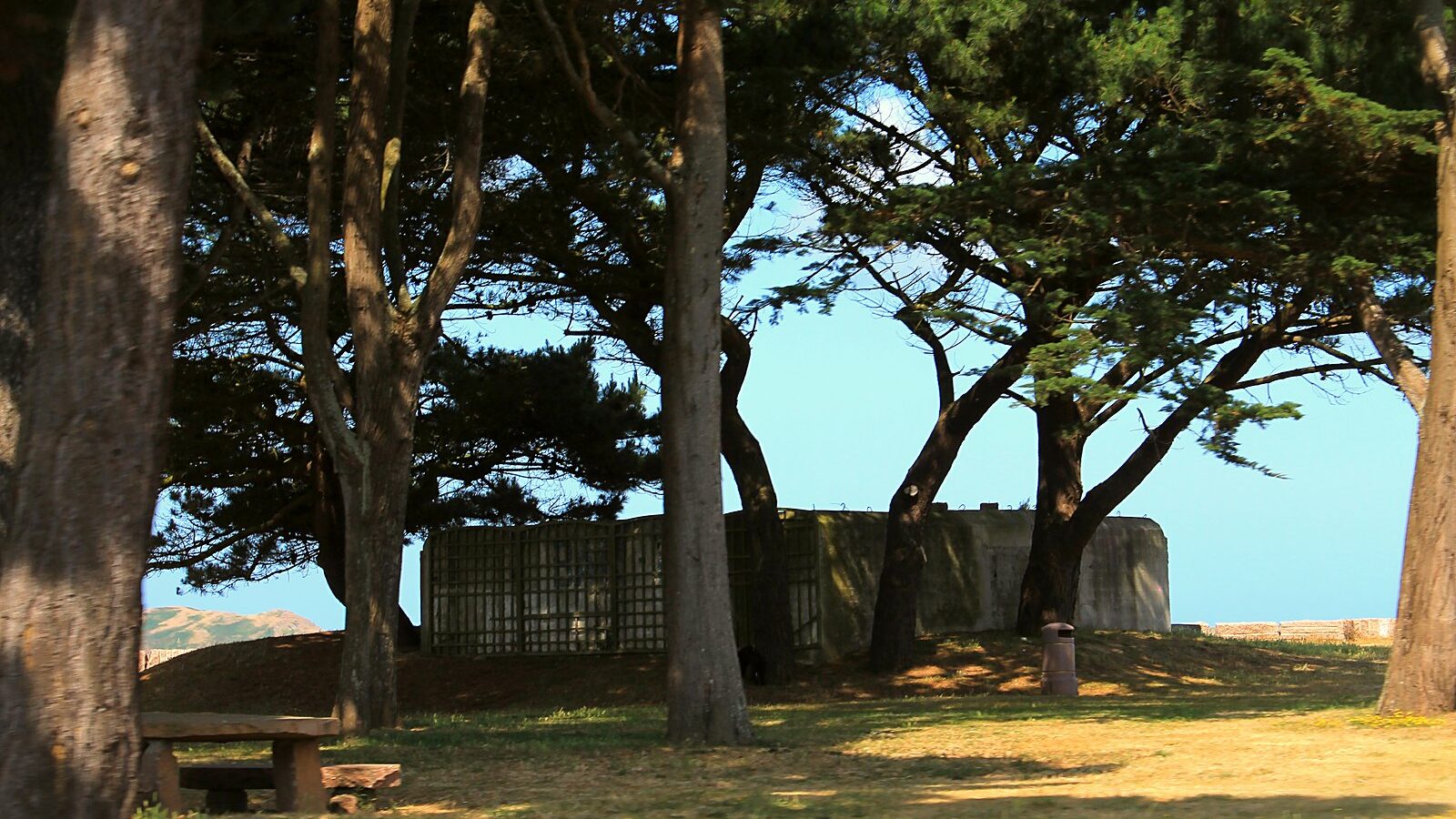 Un bunker pour canon antichar au Linkin, à Perros-Guirec, dans les Côtes-d'Armor