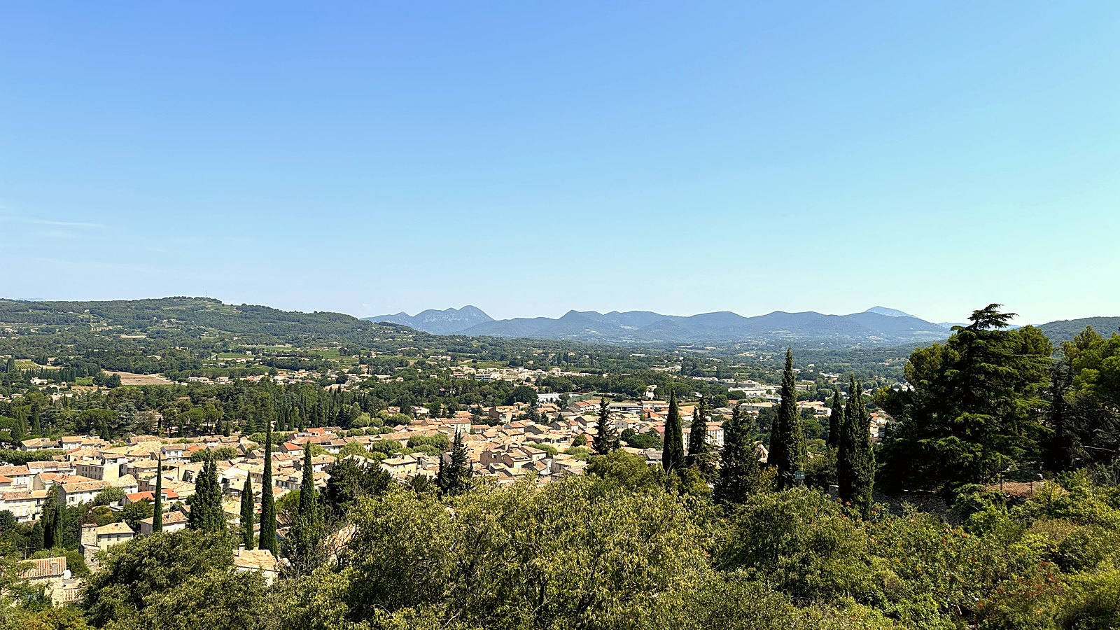 Panorama depuis Vaison-la-Romaine, dans le Vaucluse