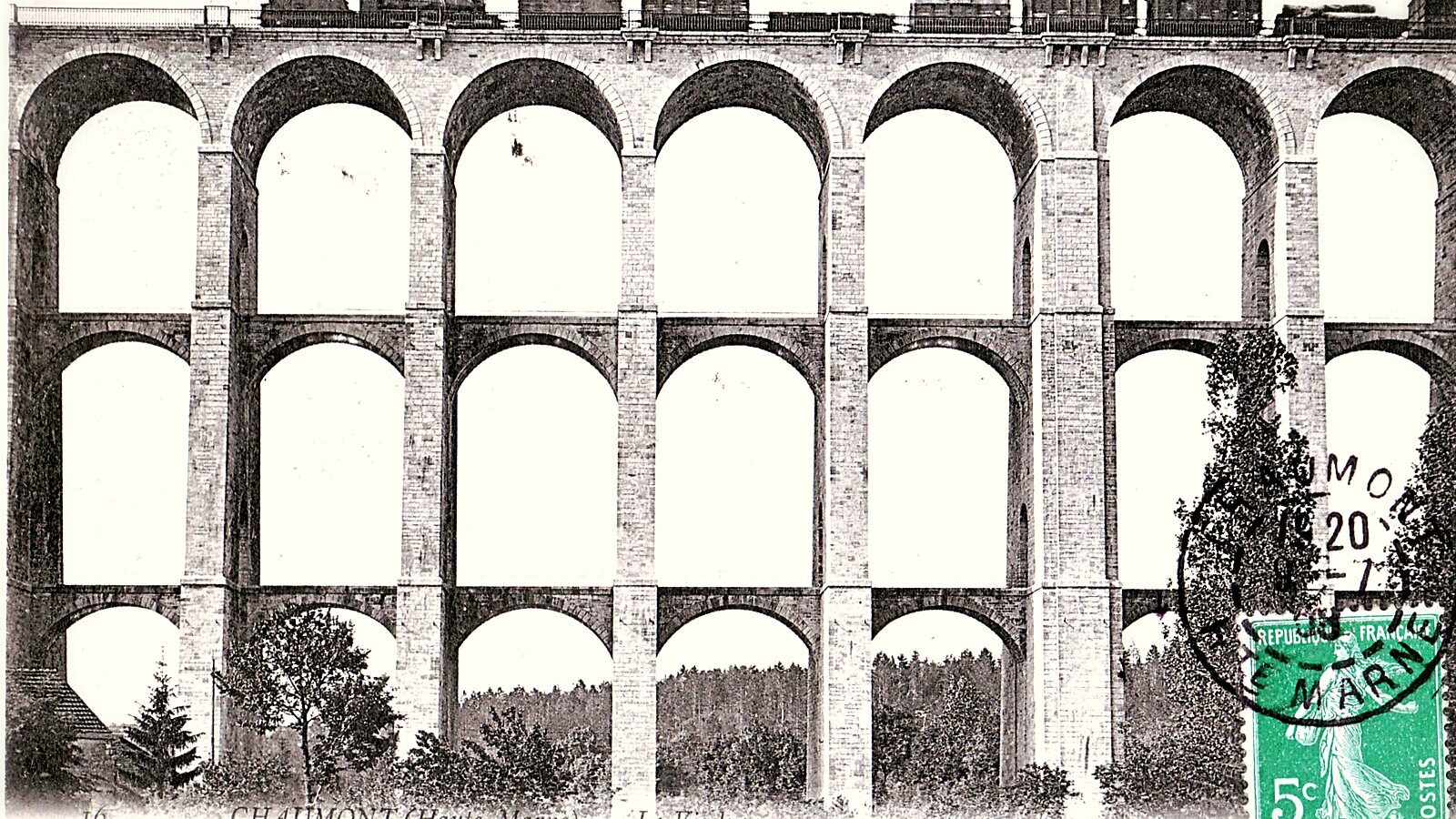 Le viaduc de Chaumont et ses cinquante arches, en Haute-Marne